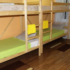 Hostel Brigit na Ladojskoy Кровать в мужском общем номере с двухъярусными кроватями фото 2