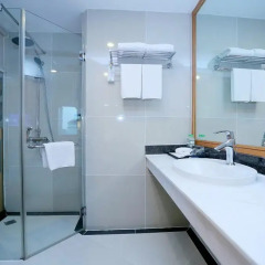La Casa Hanoi Hotel 4* Номер Делюкс с различными типами кроватей фото 21