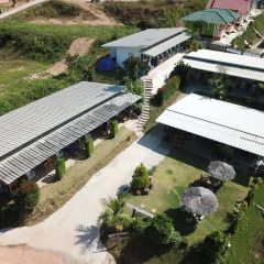 Отель Cat Bungalow Ланта бассейн