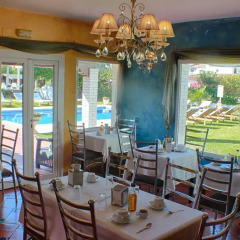 Hotel Malaga Picasso питание