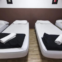 Отель Break N Bed Номер Комфорт с различными типами кроватей фото 5