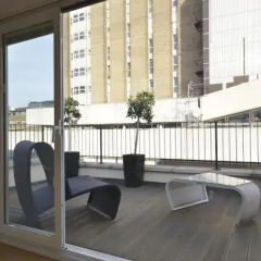 Отель Uber Theatre Land Penthouse спа
