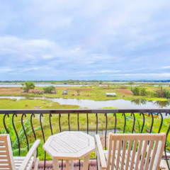 Отель Riverside Impression Homestay Villa 3* Номер Делюкс с различными типами кроватей
