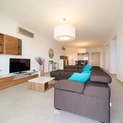 Апартаменты Seafront Apartment Sliema Слима комната для гостей фото 4