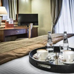 Hotel Dei Cavalieri 4* Номер Бизнес с двуспальной кроватью