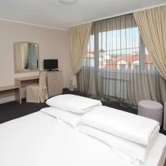 Family Hotel Diana Стандартный номер с различными типами кроватей фото 4