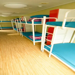 Kimchee Sinchon Guesthouse - Hostel Кровать в общем номере с двухъярусной кроватью фото 8