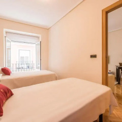 Отель Almaden Apartment Испания, Мадрид - отзывы, цены и фото номеров - забронировать отель Almaden Apartment онлайн комната для гостей фото 5