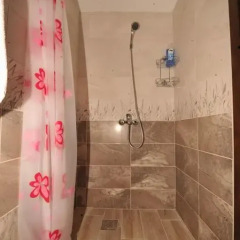 Гостевой дом Una Апартаменты с двуспальной кроватью фото 36