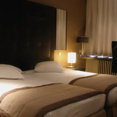 Отель Chambord 3* Стандартный номер с двуспальной кроватью