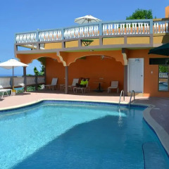Отель Sea View Heights Villa Montego Bay бассейн