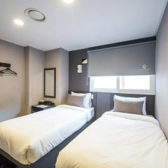 Отель Philstay Myeongdong Metro 3* Стандартный номер фото 8