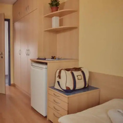 Strawberry Hostel Vienna Кровать в общем номере с двухъярусной кроватью фото 5