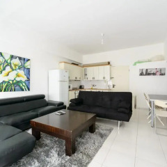 Апартаменты Tel-aviving Apartments Тель-Авив комната для гостей фото 2