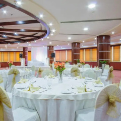 Отель Sharjah Premiere Hotel & Resort ОАЭ, Шарджа - отзывы, цены и фото номеров - забронировать отель Sharjah Premiere Hotel & Resort онлайн помещение для мероприятий фото 2