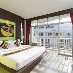 Отель Patong Buri 3* Стандартный номер с двуспальной кроватью фото 22