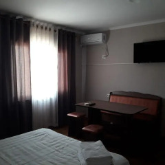 Отель Guest House on ul Yaltinskaya 121 A Кыргызстан, Бишкек - отзывы, цены и фото номеров - забронировать отель Guest House on ul Yaltinskaya 121 A онлайн удобства в номере фото 2