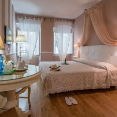 Отель B&B Emozioni Fiorentine 2* Стандартный номер с различными типами кроватей фото 20