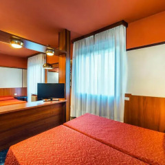 Grand Hotel Elite 4* Стандартный номер с различными типами кроватей фото 3
