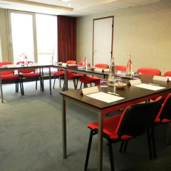 Отель Holiday Inn Paris Montmartre Париж помещение для мероприятий