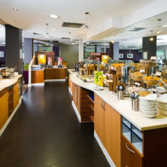 Отель Holiday Inn Express Glasgow City Centre Riverside питание фото 3
