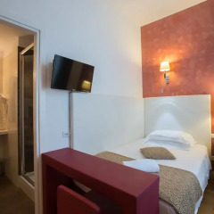 Floris Hotel 3* Улучшенный номер с различными типами кроватей фото 2