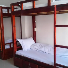 Отель Backpacker Inn Dalat 2* Кровать в общем номере фото 10