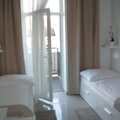 Отель CH-Vienna City Rooms Австрия, Вена - отзывы, цены и фото номеров - забронировать отель CH-Vienna City Rooms онлайн комната для гостей фото 2