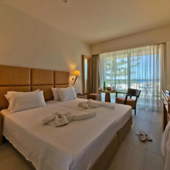 Minos Hotel 4* Номер Делюкс с различными типами кроватей