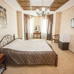 Гостиница Ritsarskiy Dvor Hotel в Иркутске отзывы, цены и фото номеров - забронировать гостиницу Ritsarskiy Dvor Hotel онлайн Иркутск комната для гостей фото 4