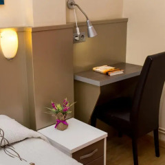 Отель Hostal Barcelona Стандартный номер фото 8