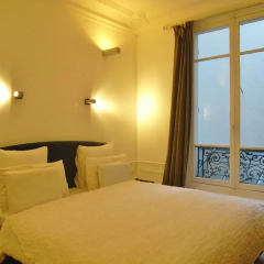 Отель 2 Separated Bedrooms near Notre Dame Франция, Париж - отзывы, цены и фото номеров - забронировать отель 2 Separated Bedrooms near Notre Dame онлайн комната для гостей фото 3