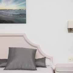 Отель Mac Puerto Marina Benalmádena 4* Улучшенный номер с различными типами кроватей фото 4
