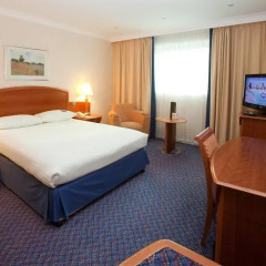 Arora Hotel Gatwick 4* Улучшенный номер с различными типами кроватей фото 5