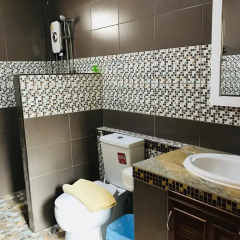 Отель Benwadee Resort 2* Коттедж с различными типами кроватей фото 12