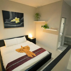 Отель Infinity Guesthouse 2* Улучшенный номер с различными типами кроватей фото 10