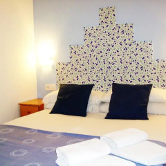 Отель Ramblas Suites Барселона комната для гостей фото 5