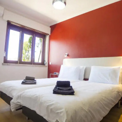 Отель AR - Lisbon Terrace комната для гостей