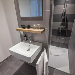 Отель Design-Apartments im lebendigen Haus Германия, Дрезден - отзывы, цены и фото номеров - забронировать отель Design-Apartments im lebendigen Haus онлайн ванная