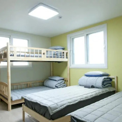 Отель Twin Rabbit Guesthouse 2* Стандартный номер с различными типами кроватей фото 10