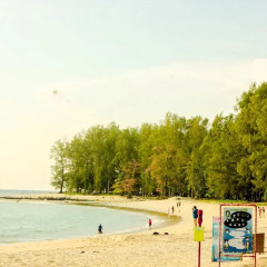 Отель Take a break @ Naiyang beach - Phuket Airport бассейн