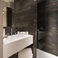 Отель Hôtel Le Marianne 4* Стандартный номер с различными типами кроватей фото 2