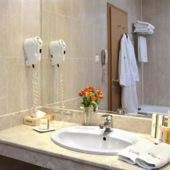 Best Western Plus hotel Expo 4* Улучшенный номер с различными типами кроватей фото 3