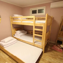 Отель Unni House 2* Стандартный номер с различными типами кроватей фото 4