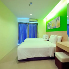 Отель Glow Central Pattaya Семейный люкс