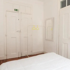 Locals Hostel & Suites Стандартный номер с различными типами кроватей фото 7
