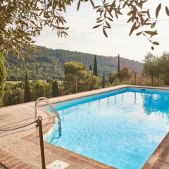 Отель Agriturismo L'Ulivo Сполето бассейн