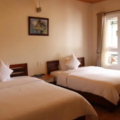 Отель Hoang Loc Villa Улучшенный номер