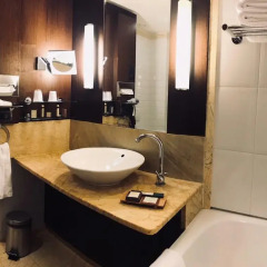 Parker Hotel Brussels Airport ванная