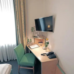 Hotel am Hofgarten 3* Стандартный номер с различными типами кроватей фото 16